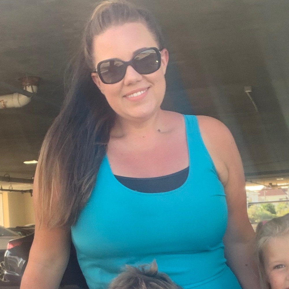 Meet your Posher, Amanda